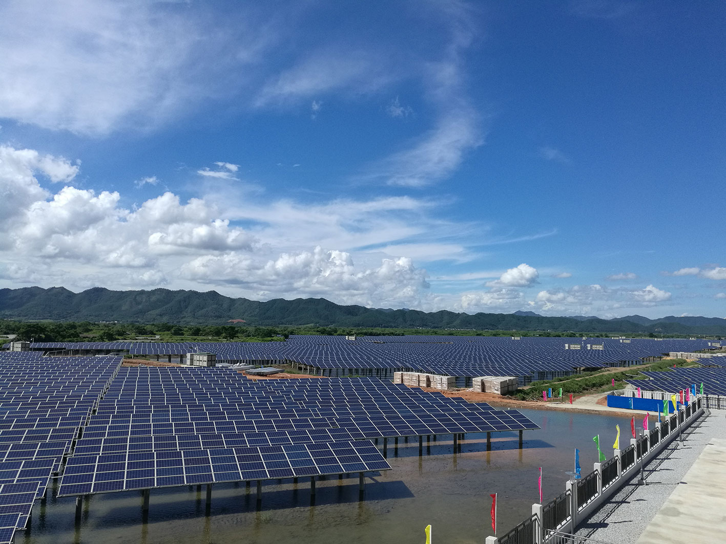 臺(tái)山海宴鎮(zhèn)200MWp漁業(yè)光伏發(fā)電項(xiàng)目