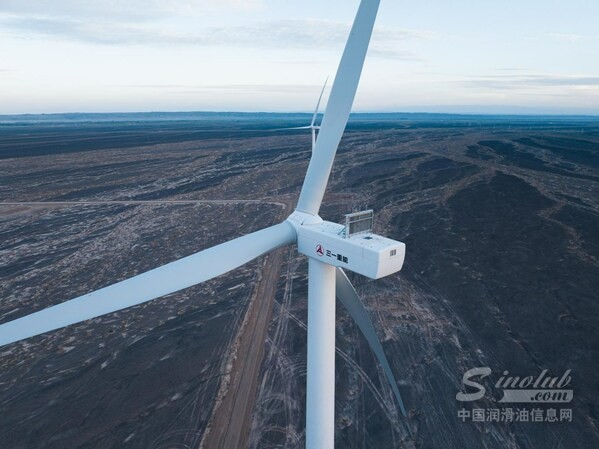 Wind_Turbine_2[1].jpg