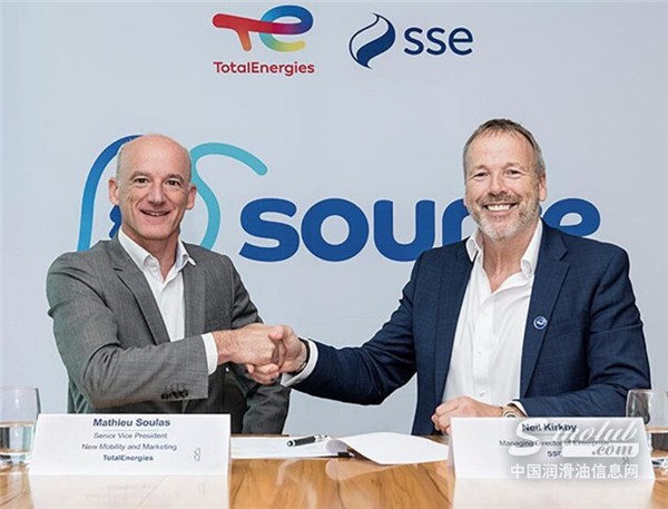 TotalEnergies-and-SSE-launch-Source-for-EV-charging-in-the-UK-and-Ireland-729x556.jpg